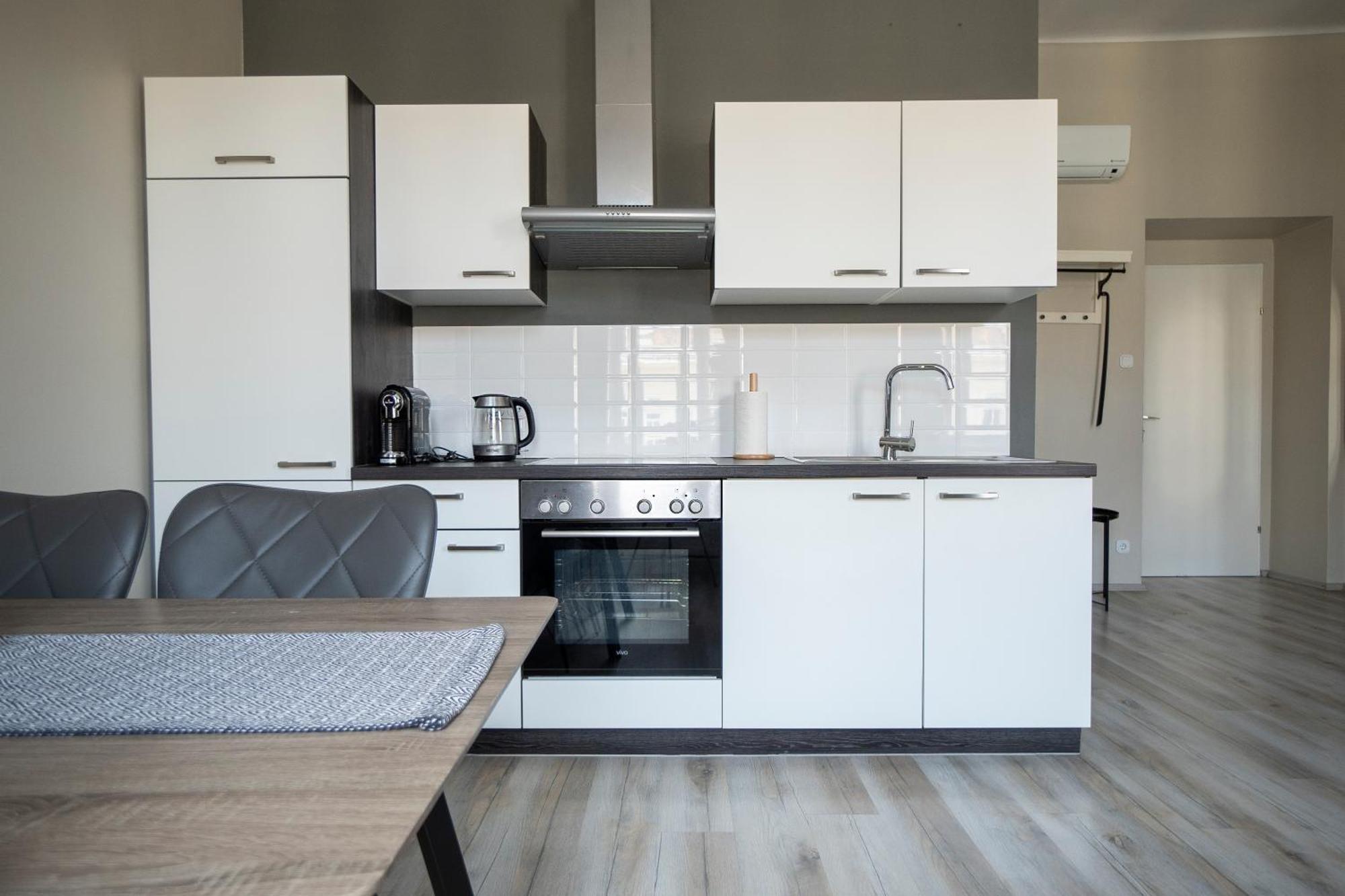 Brand New Renovated Appartment Near Augarten Viena Exterior foto